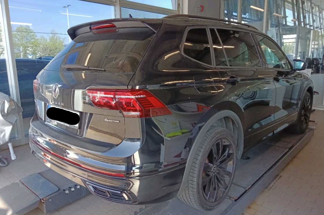 Volkswagen - Tiguan Allspace 2.0 TDI 4Motion DSG R-Line