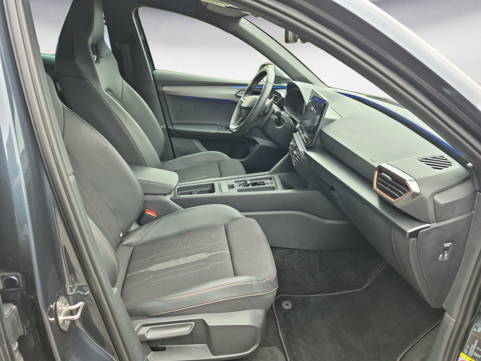 Cupra - Leon Sportstourer 1.4 e-Hybrid System)
