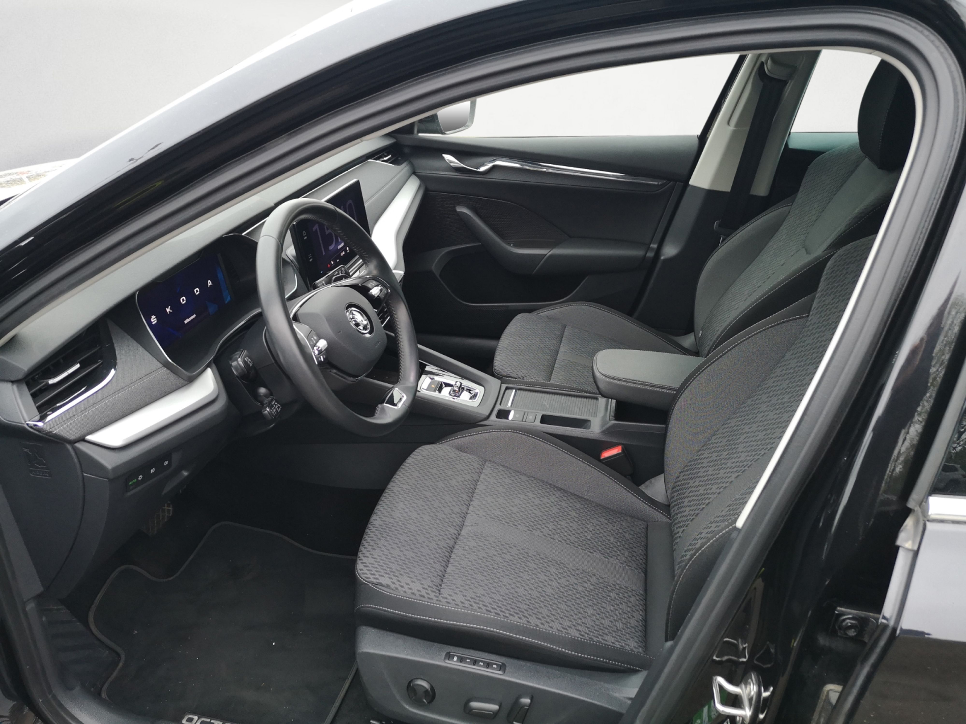 Skoda - Octavia Combi Style 2.0 TDI DSG