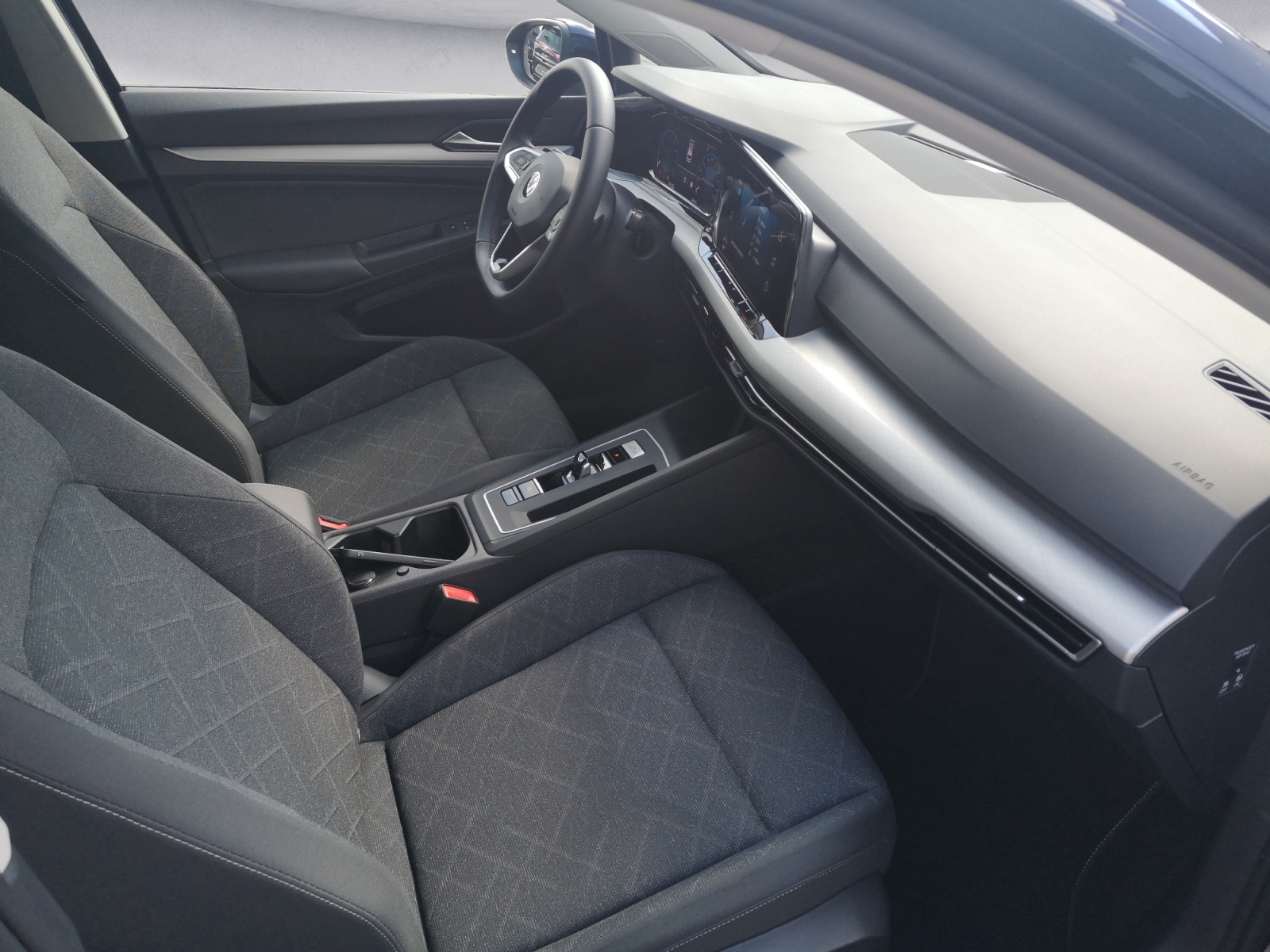 Volkswagen - Golf Variant 1.5eTSI DSG LIFE