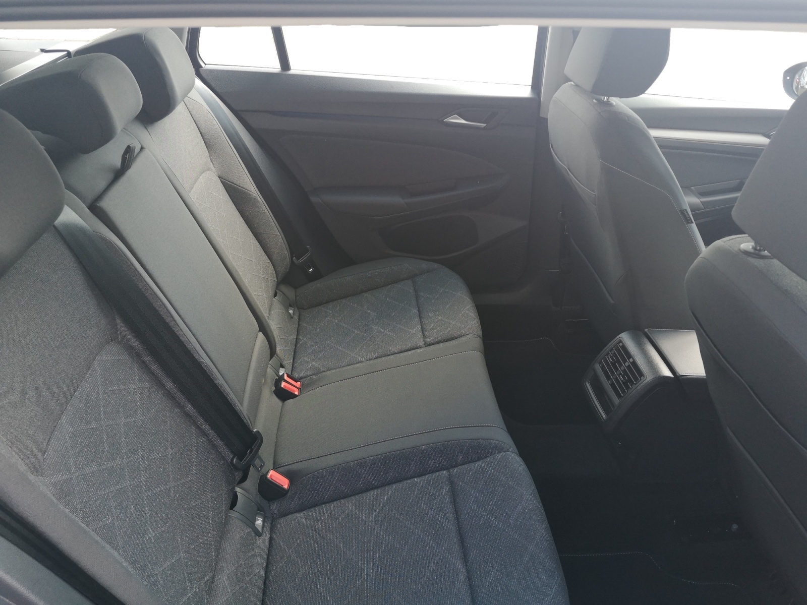 Volkswagen - Golf Variant 1.5eTSI DSG LIFE