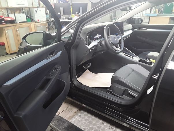 Volkswagen - Golf Variant 1.5 eTSI OPF DSG Goal