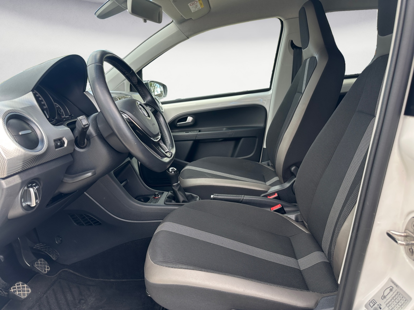 Volkswagen - up!