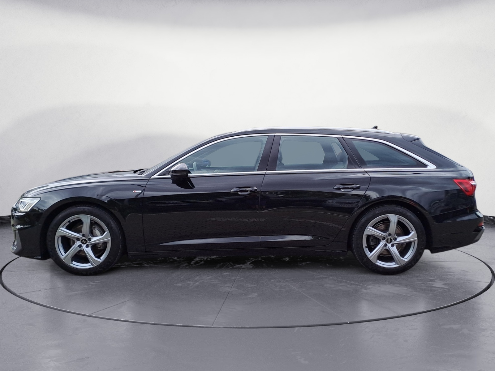 Audi - A6 Avant 40 TDI quattro S tronic S line