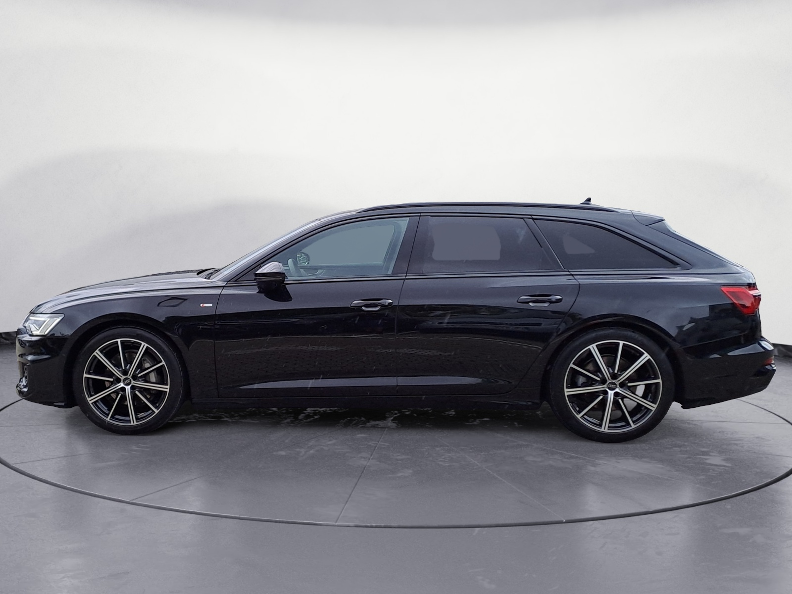 Audi - A6 Avant 45 TFSI S tronic S line