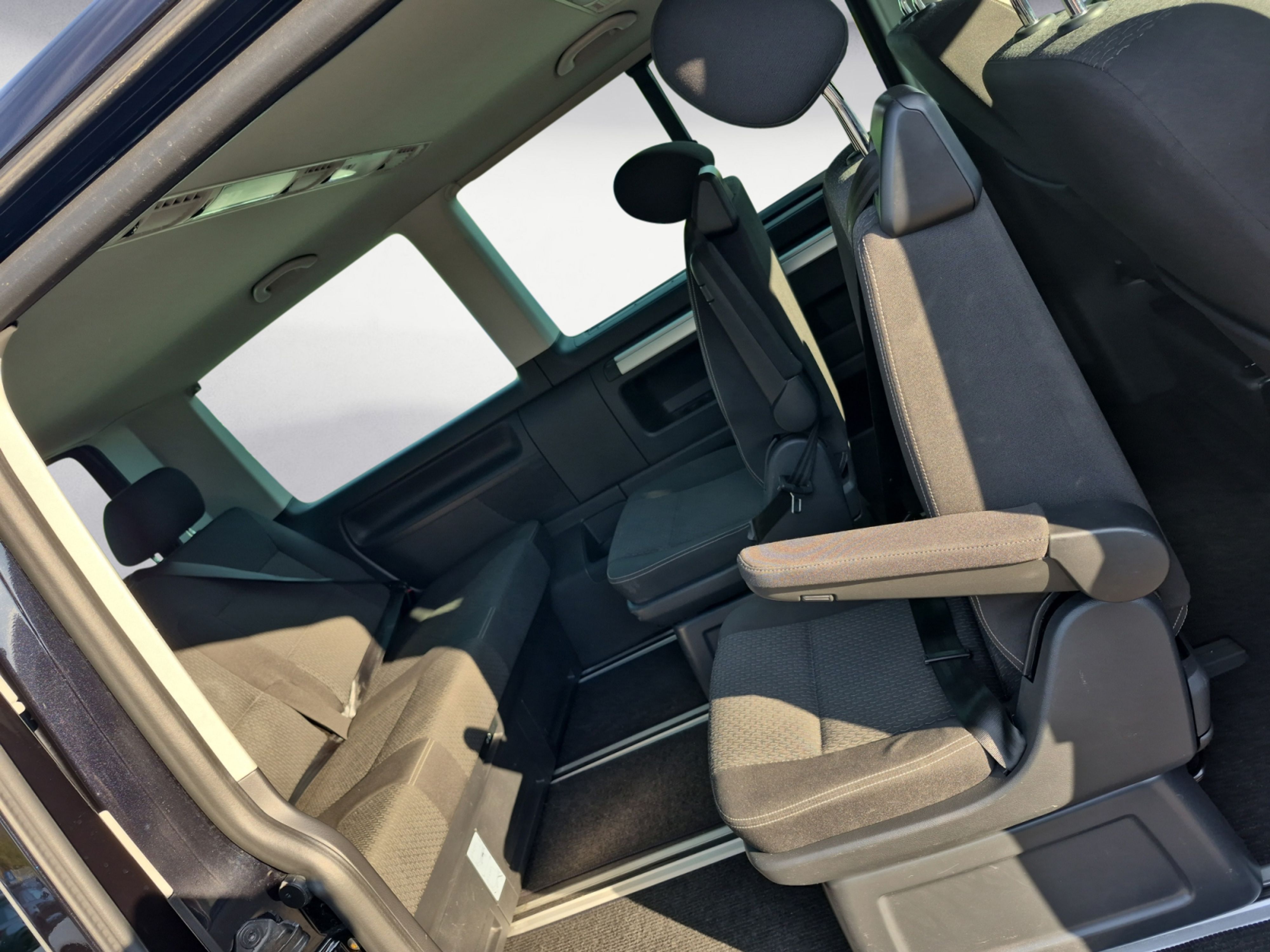 Volkswagen - T6 Multivan Kurz Trendline