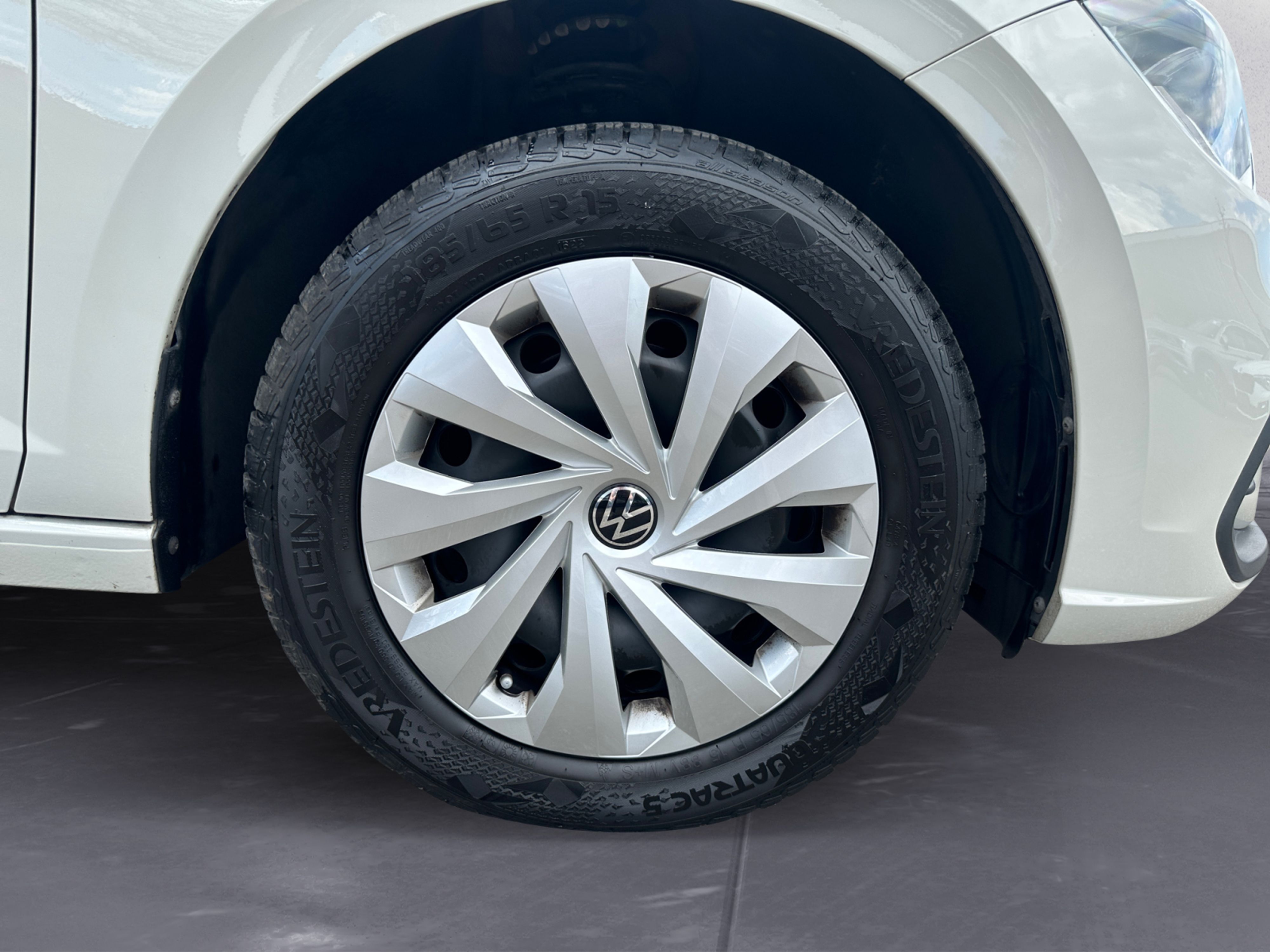 Volkswagen - Polo