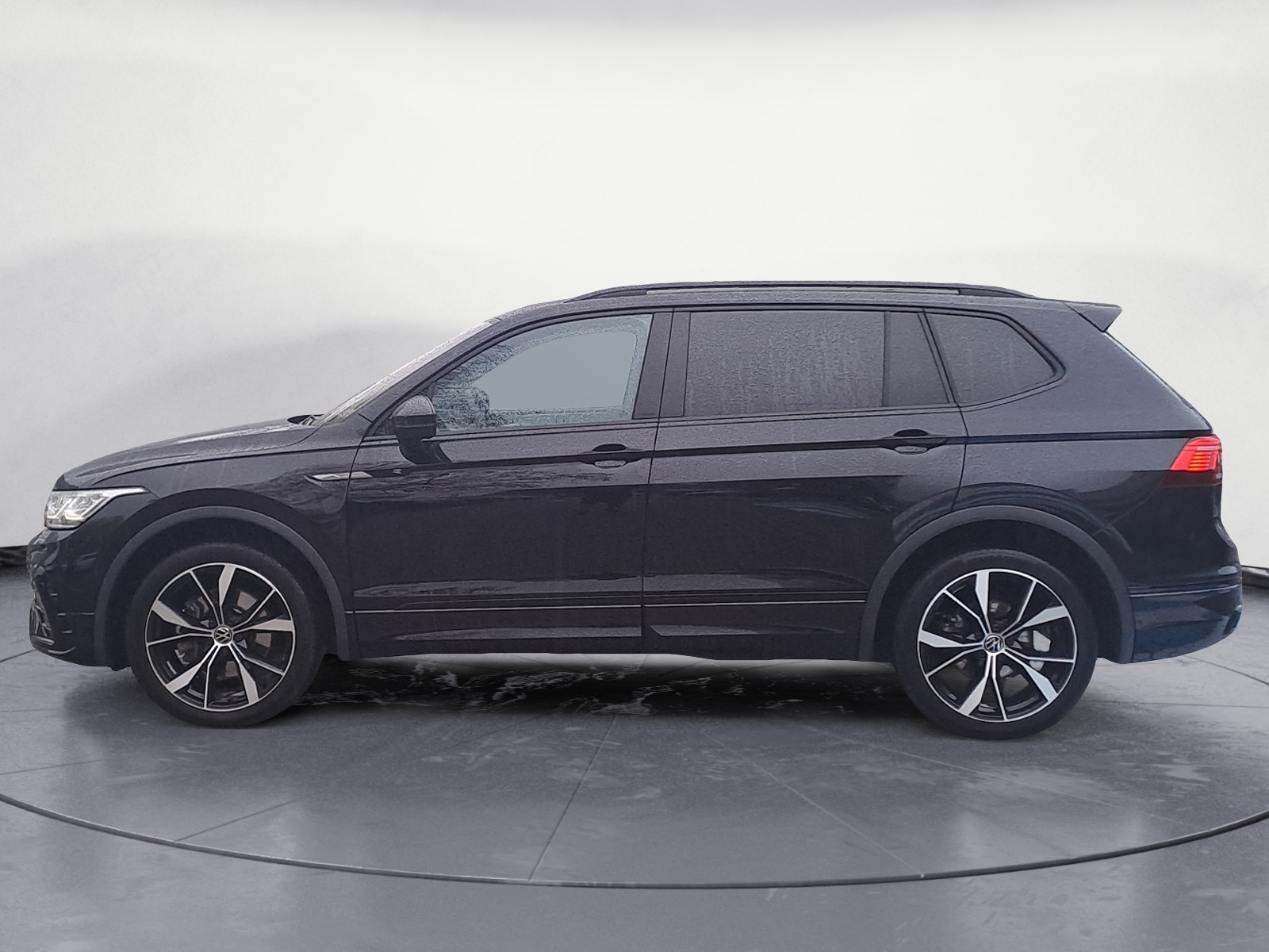 Volkswagen - Tiguan Allspace R-Line 2,0 l TDI SCR 4MO