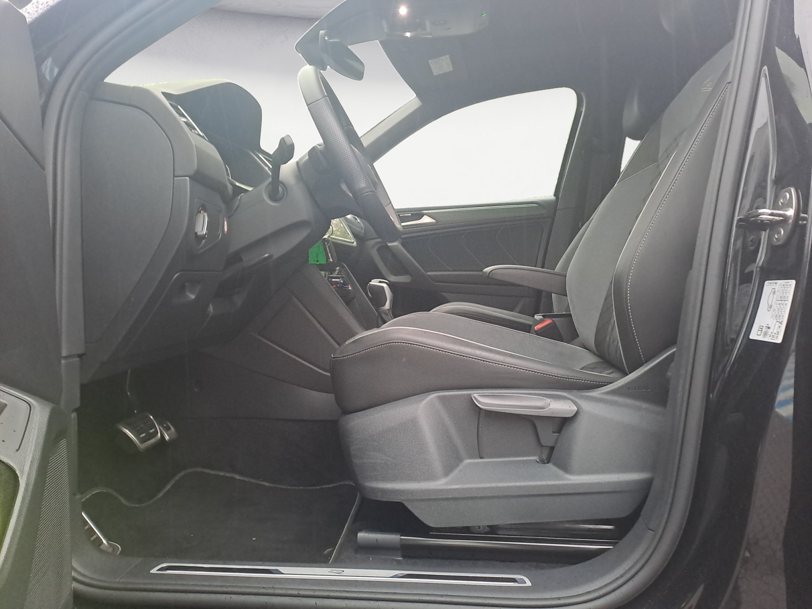 Volkswagen - Tiguan Allspace R-Line 2,0 l TDI SCR 4MO