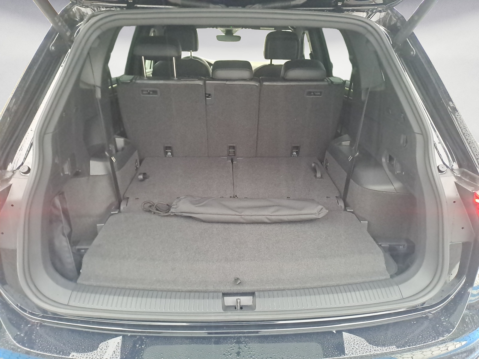 Volkswagen - Tiguan Allspace R-Line 2,0 l TDI SCR 4MO