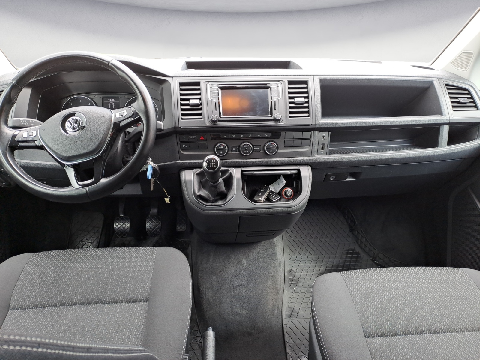 Volkswagen - T6 Multivan Trendl. KR 2,0TDI SG6