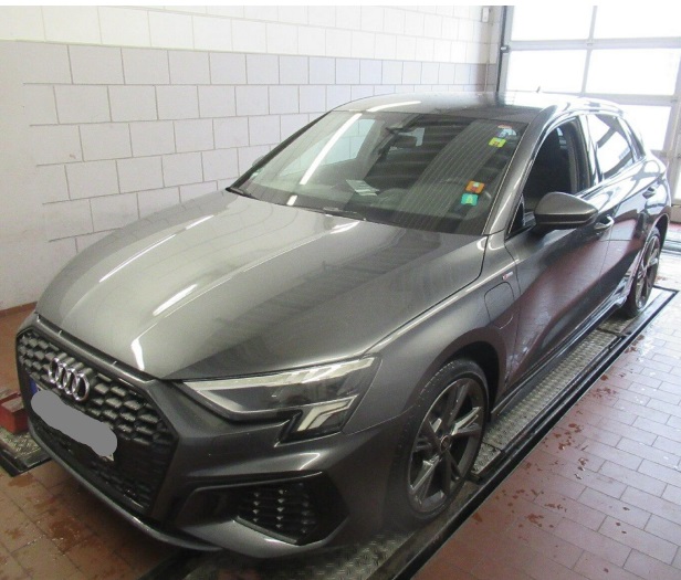 Audi - A3 Sportback 40TFSIe S tronic S line