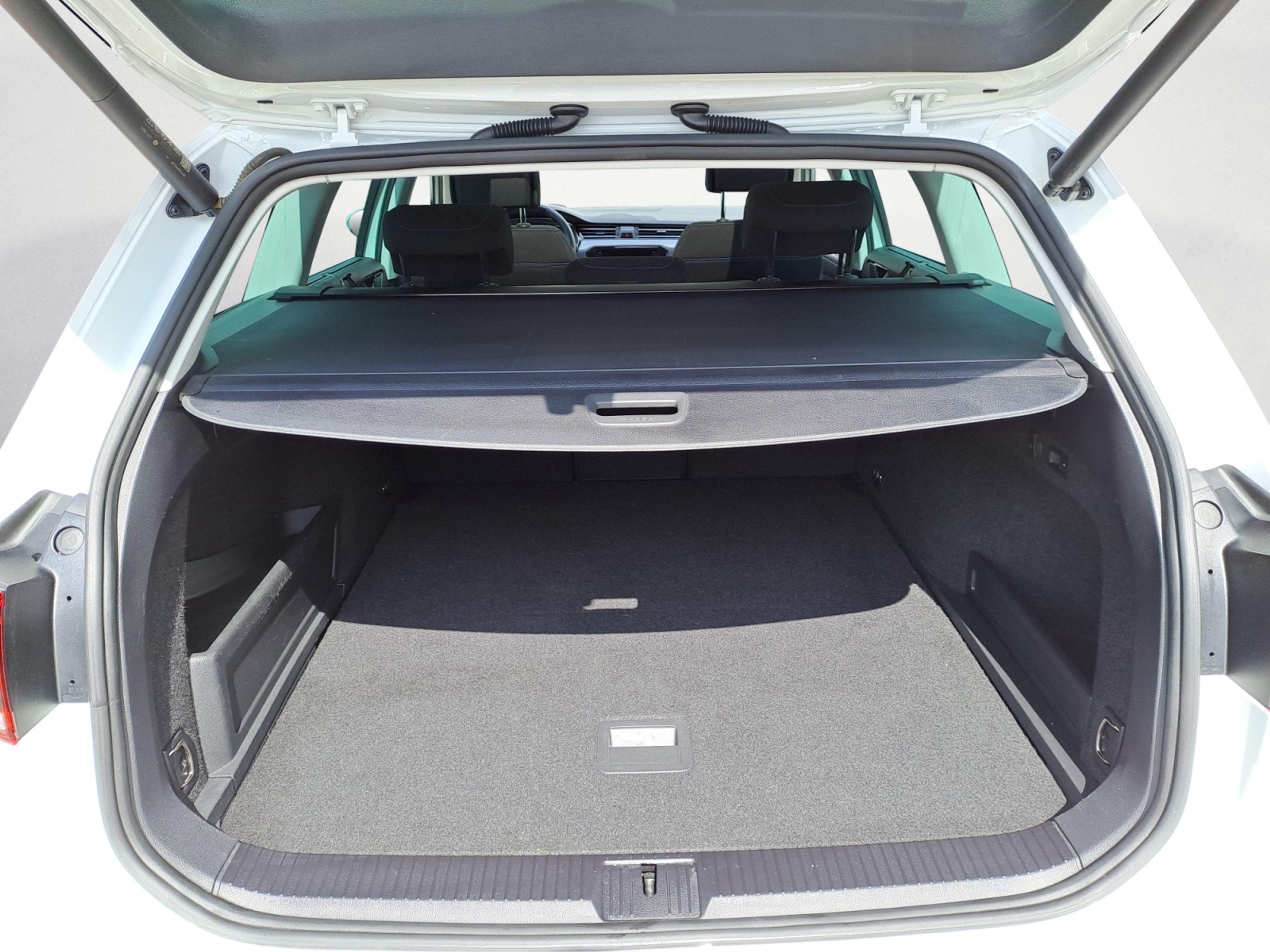 Volkswagen - Passat Variant 1.4 TSI Plug-In-Hybrid DSG GTE
