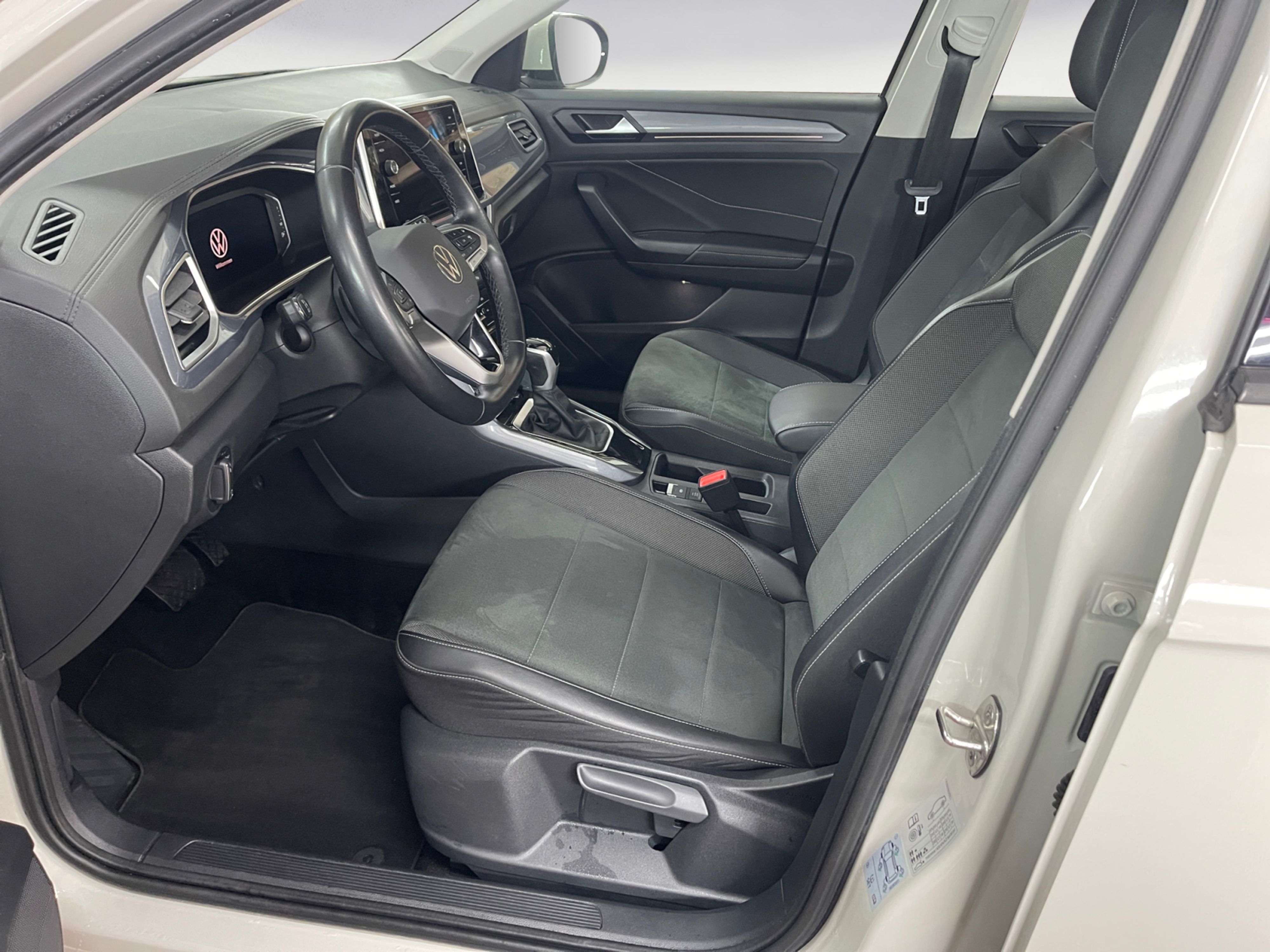 Volkswagen - T-Roc 1.5 TSI OPF DSG Style