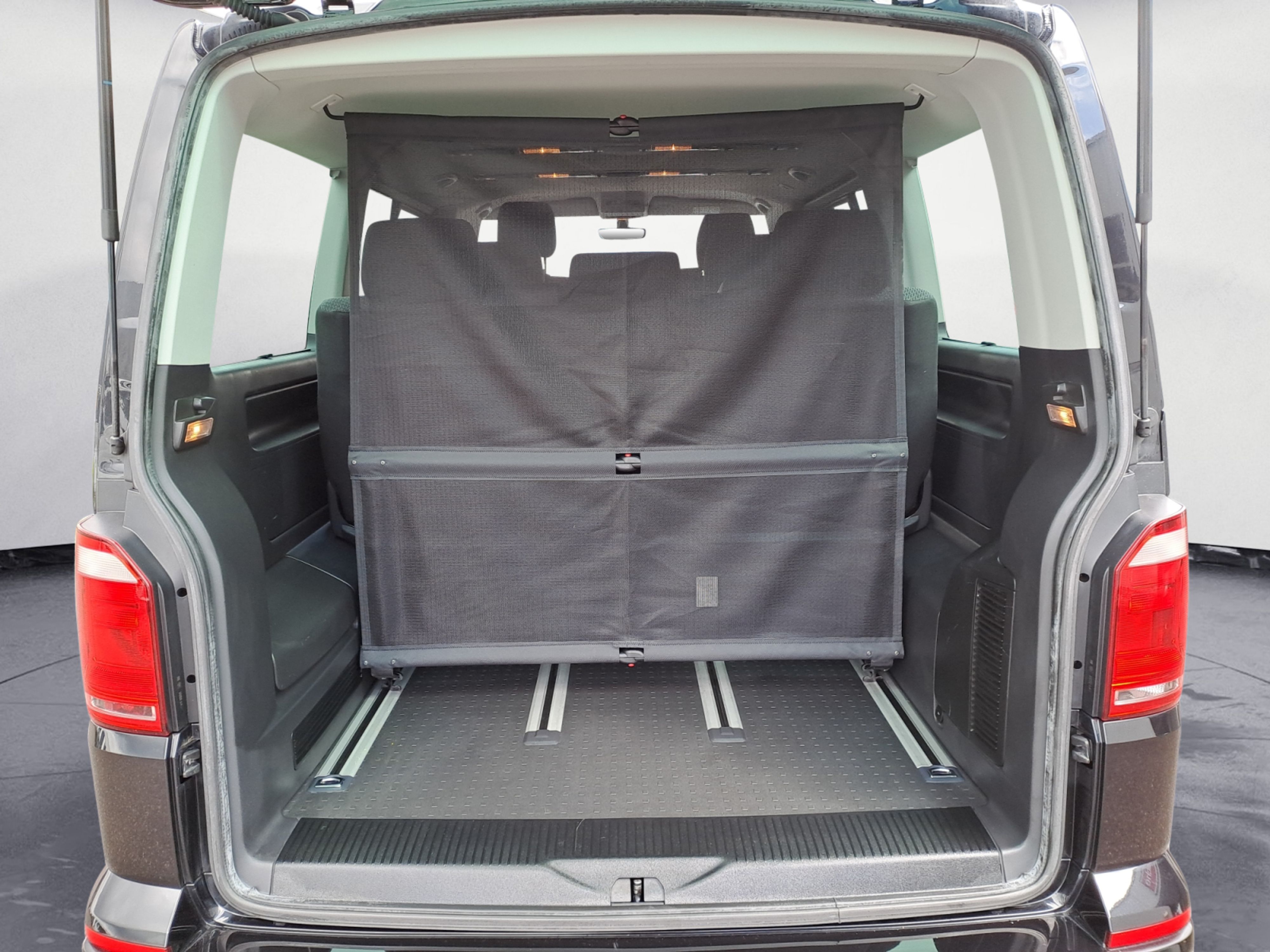 Volkswagen - T6 Multivan Trendl. KR 2,0TDI SG6