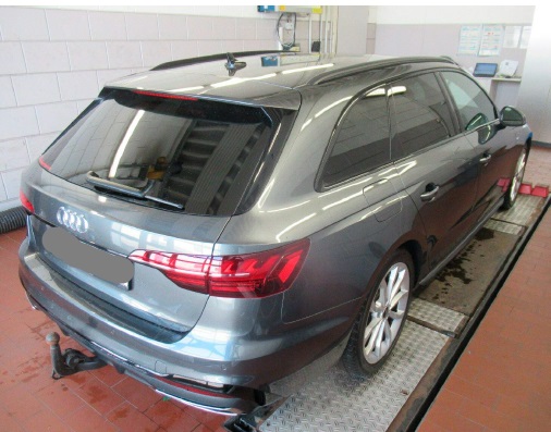 Audi - A4 Avant 35TDI S tronic S line