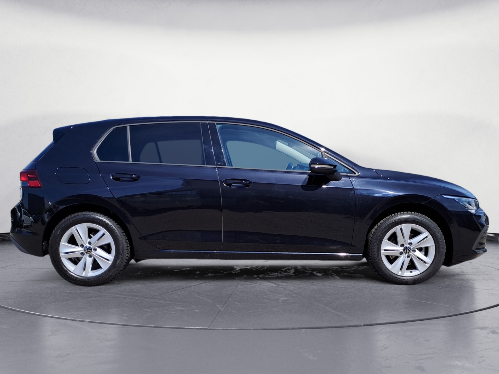 Volkswagen - Golf Life 2,0 TDI SCR DSG