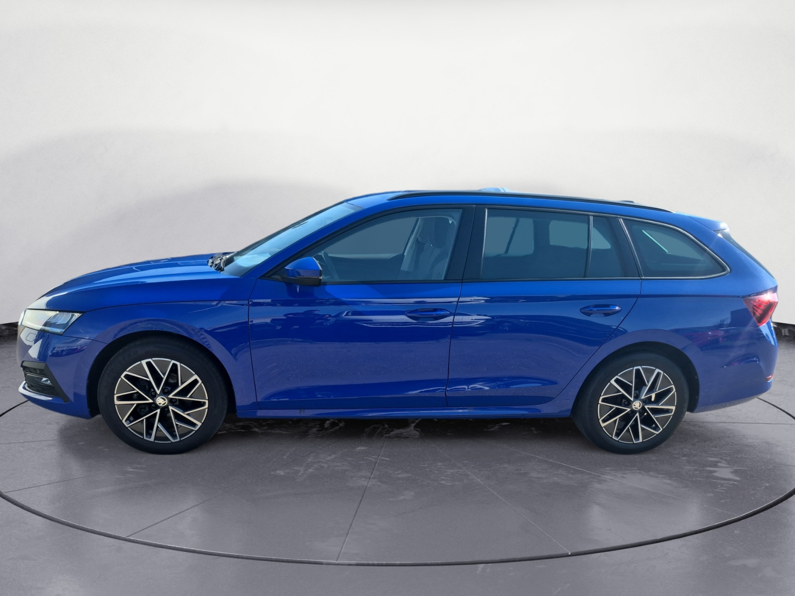 Skoda - Octavia Combi 1.0 TSI e-TEC DSG Ambition