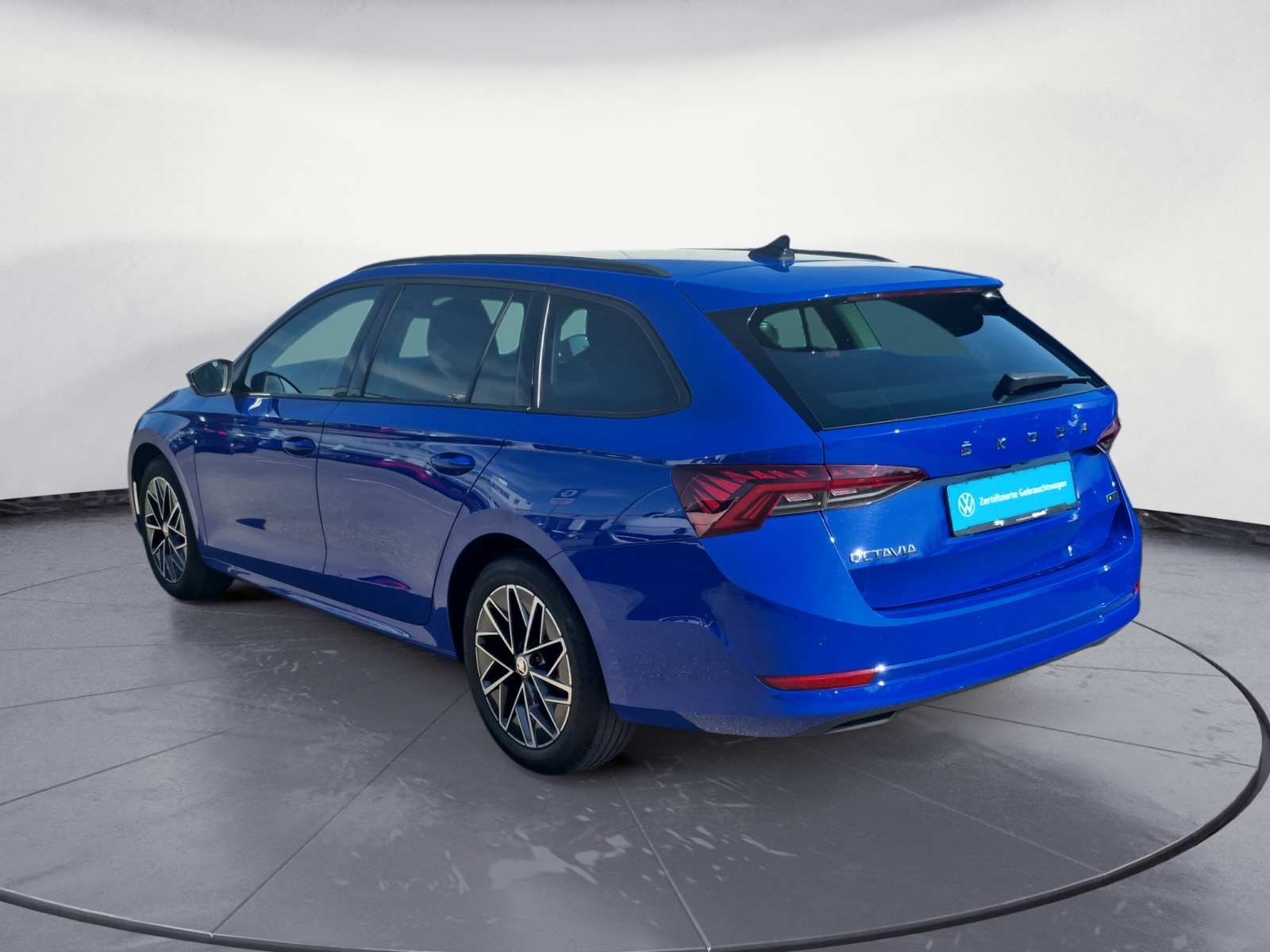 Skoda - Octavia Combi 1.0 TSI e-TEC DSG Ambition