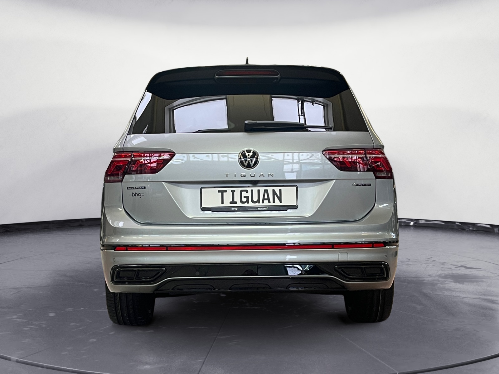 Volkswagen - Tiguan Allspace R-Line 2,0 l TSI OPF 4MOTION 7-Gang-Doppelkupplungsgetriebe DSG ,