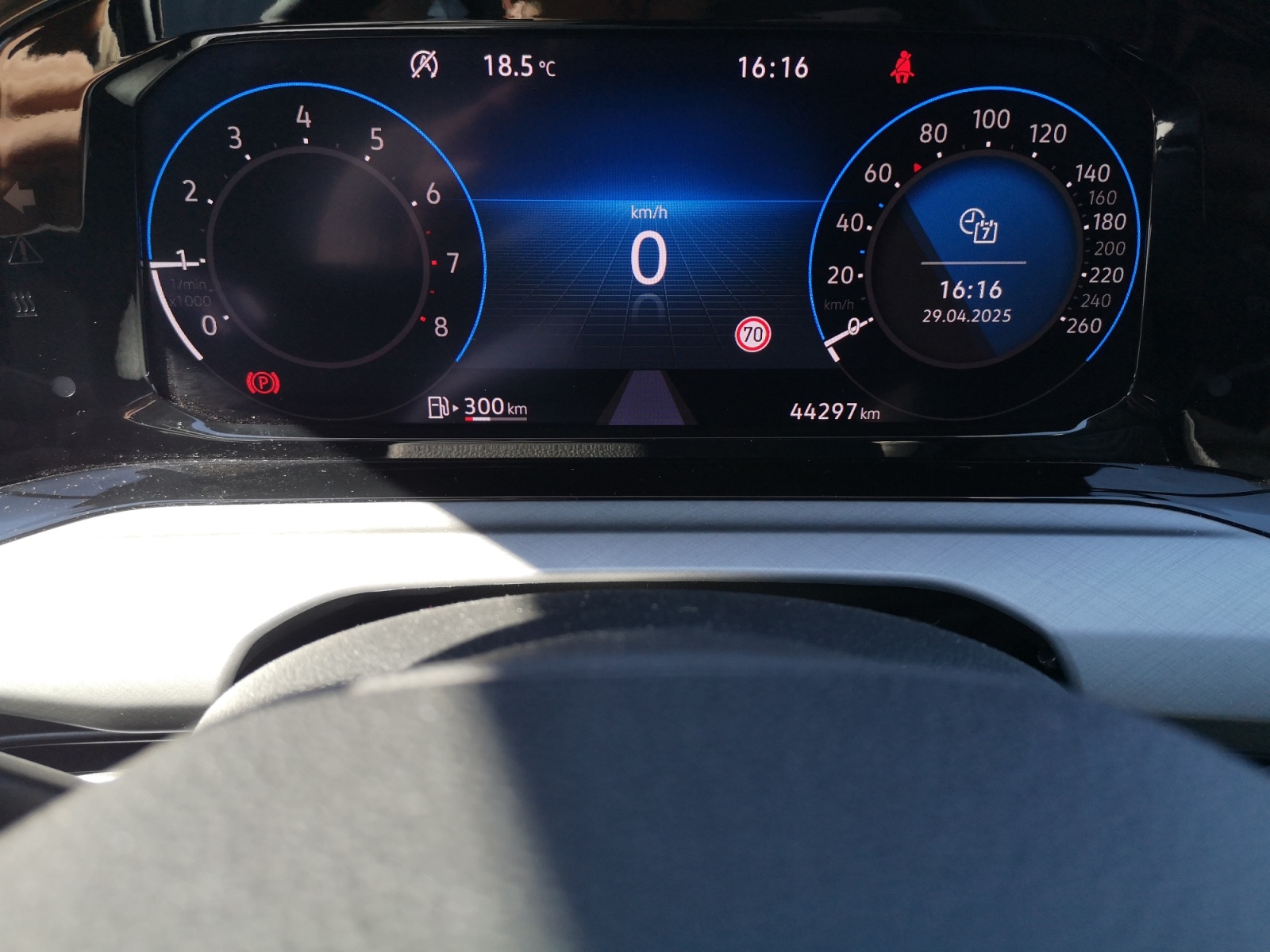 Volkswagen - Golf 1.0 TSI *LIFE*