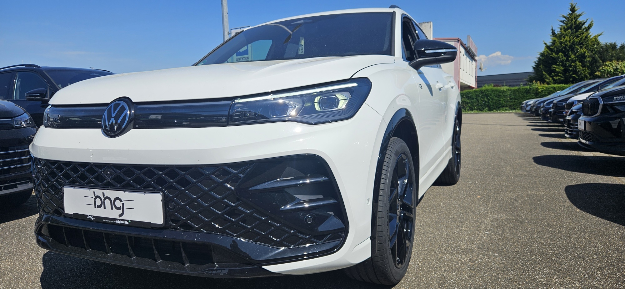 Volkswagen - Tiguan 2.0 TDI 4MOTION DSG R-Line