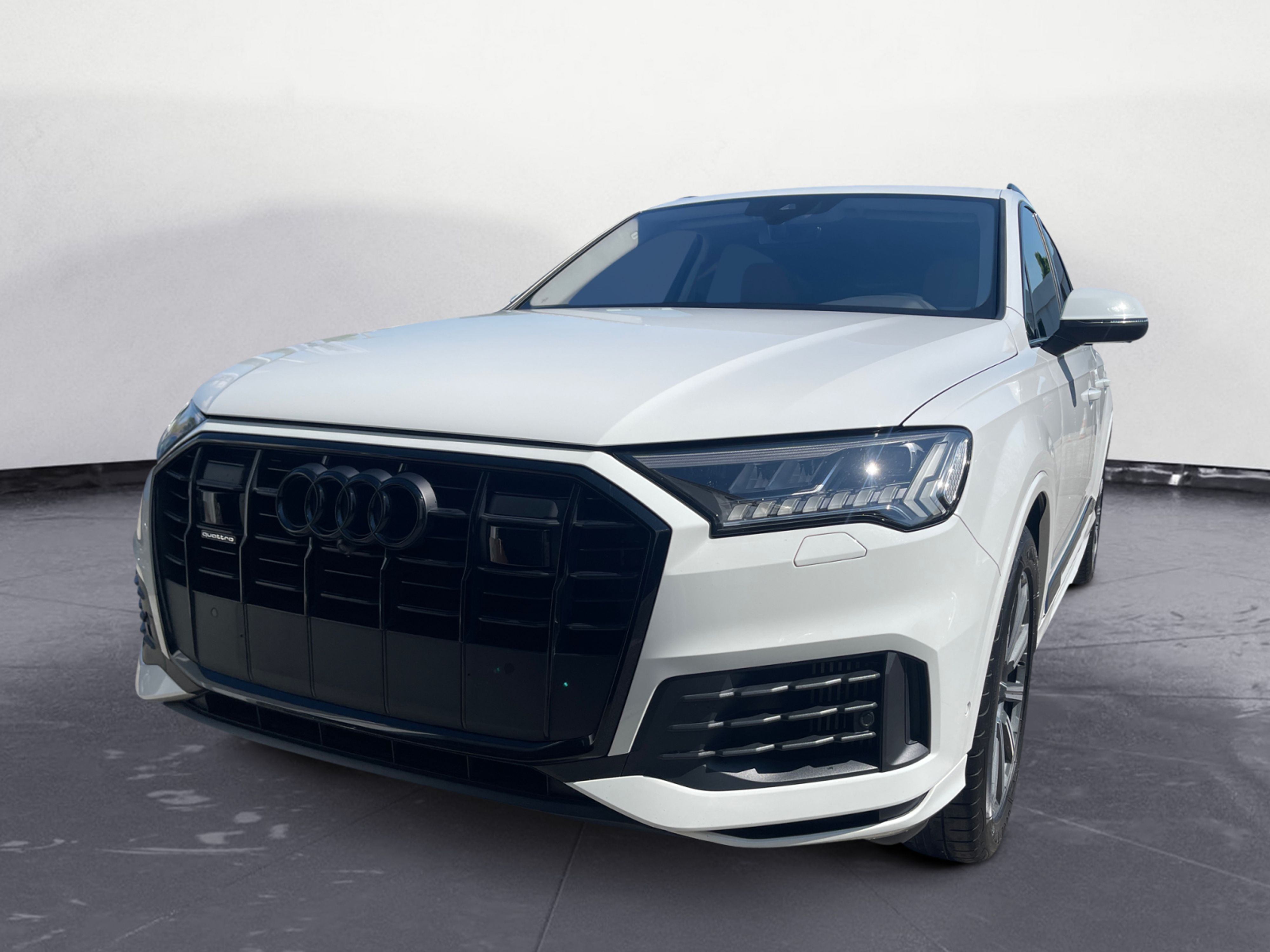 Audi - Q7 55 TFSI e quattro tiptronic