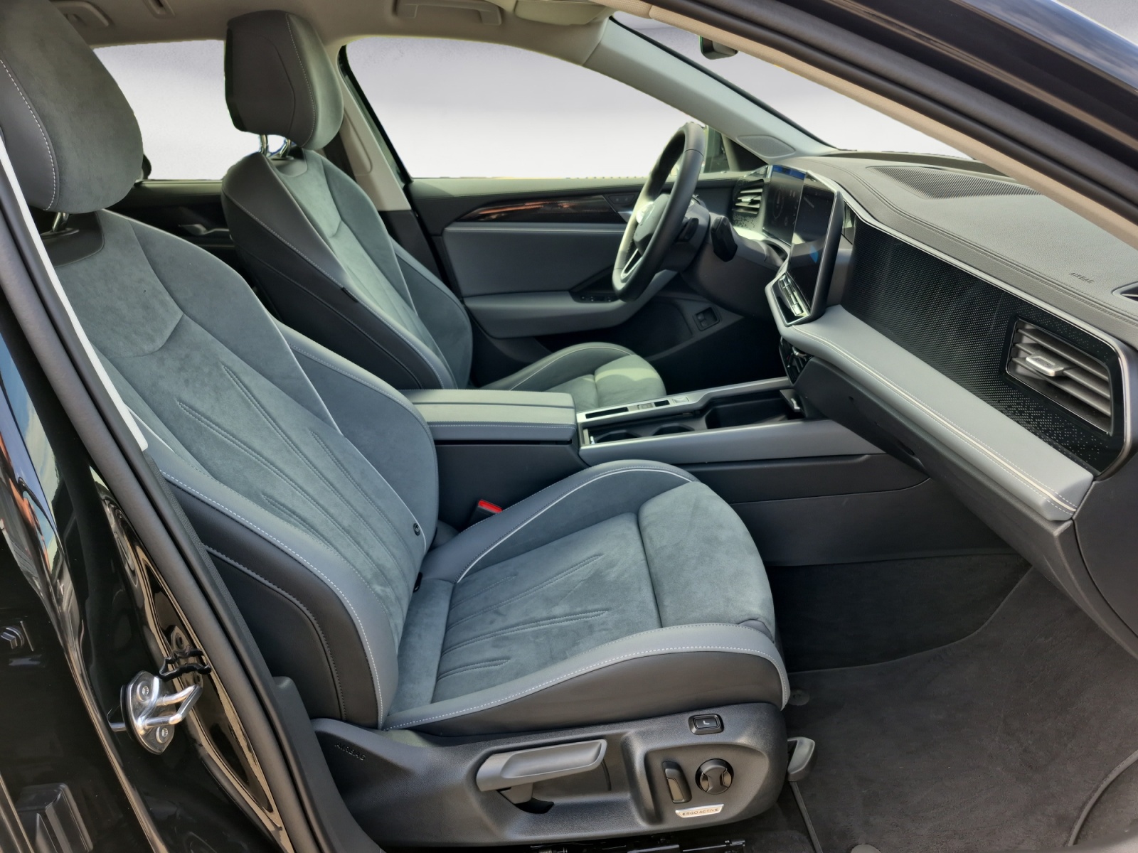 Volkswagen - Passat Variant 1.5 e-Hybrid OPF DSG Business