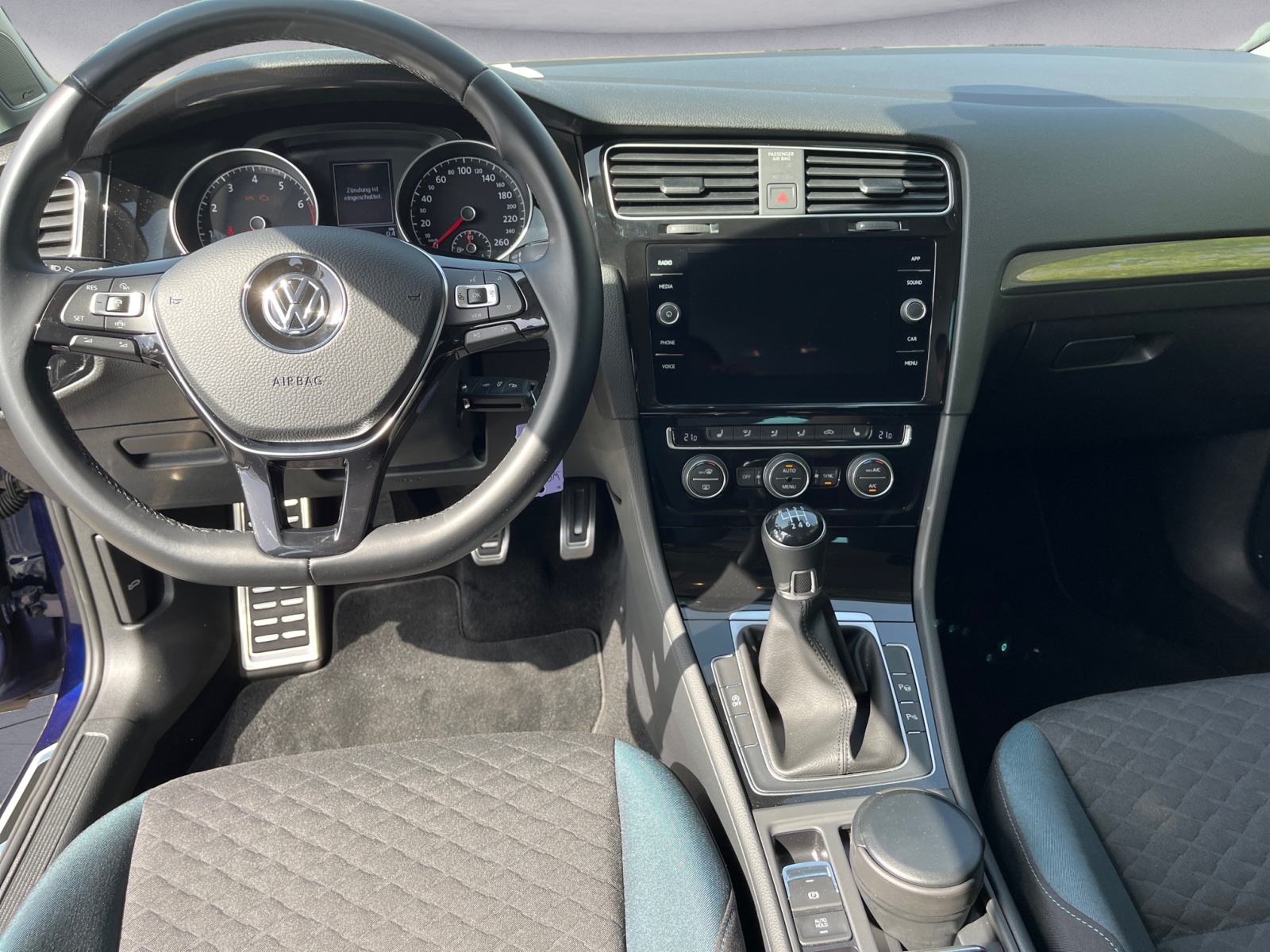 Volkswagen - Golf 1.5 TSI ACT OPF BlueMotion IQ.DRIVE