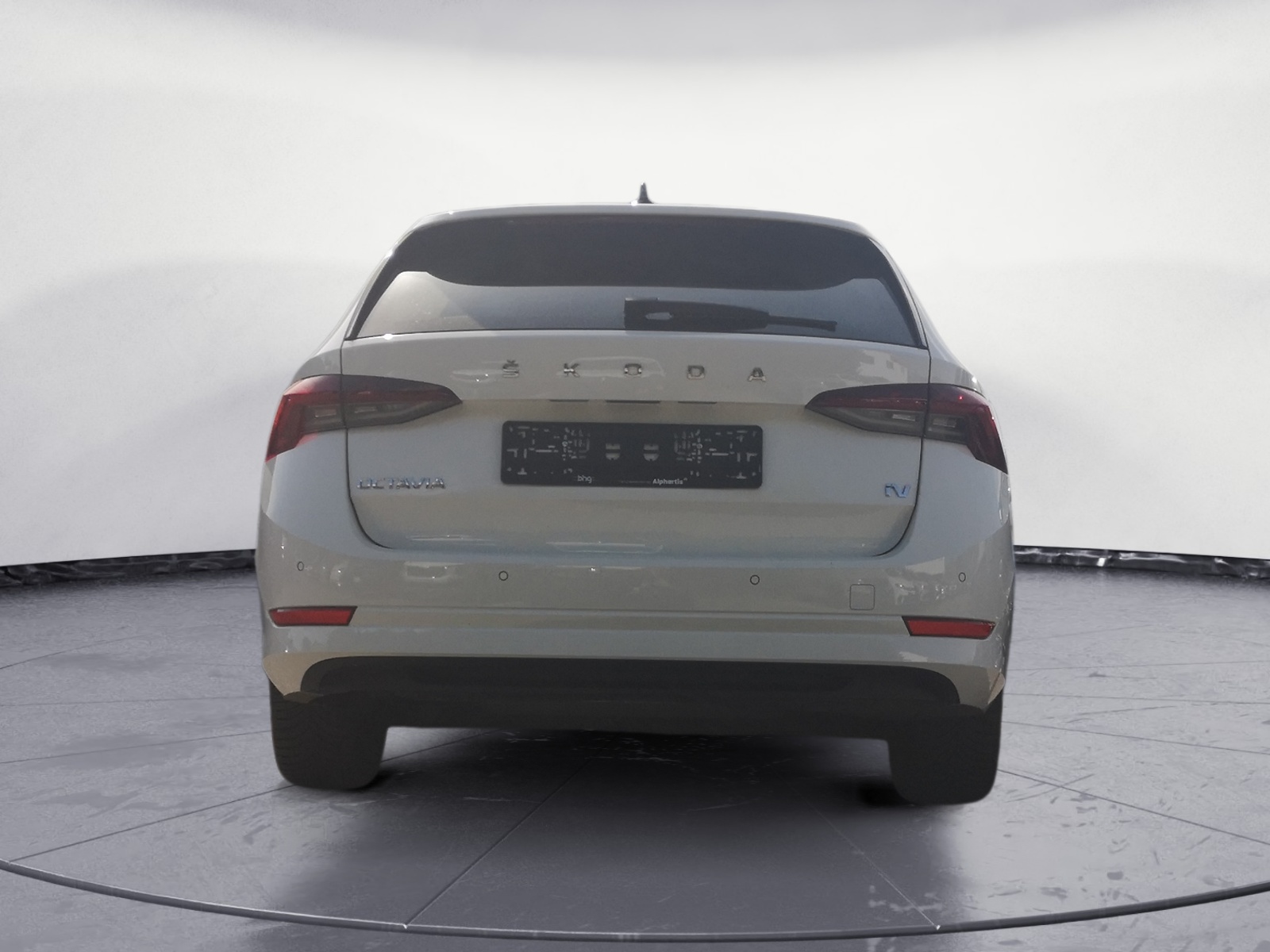 Skoda - Octavia Combi 1.4 TSI iV DSG First Edition