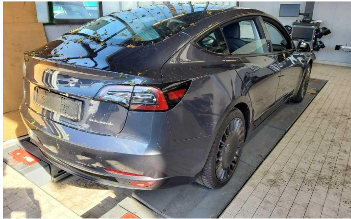 Tesla - Model 3 Langstreckenbatt. Allradantrieb Dual Motor