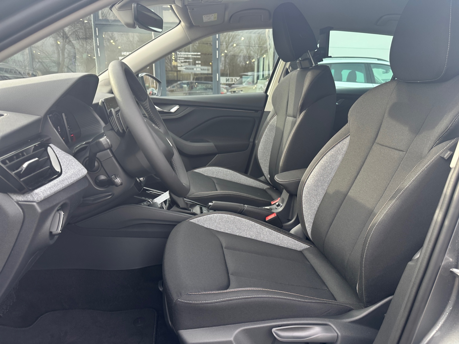 Skoda - Scala Tour 1,0 TSI  7-Gang-DSG