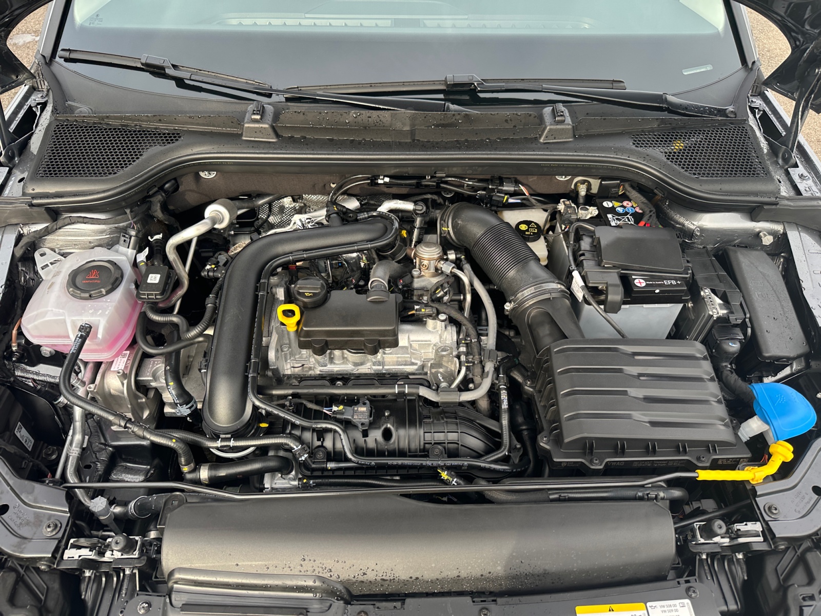 Skoda - Scala Tour 1,0 TSI  7-Gang-DSG