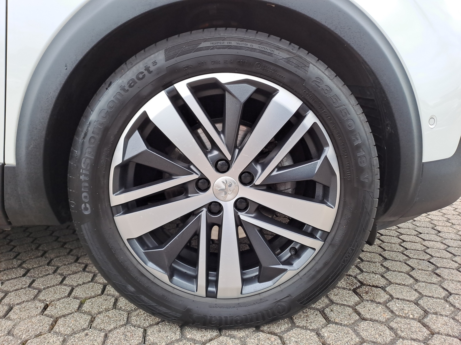 Peugeot - 3008 BlueHDi 180 Stop & Start EAT6 GT