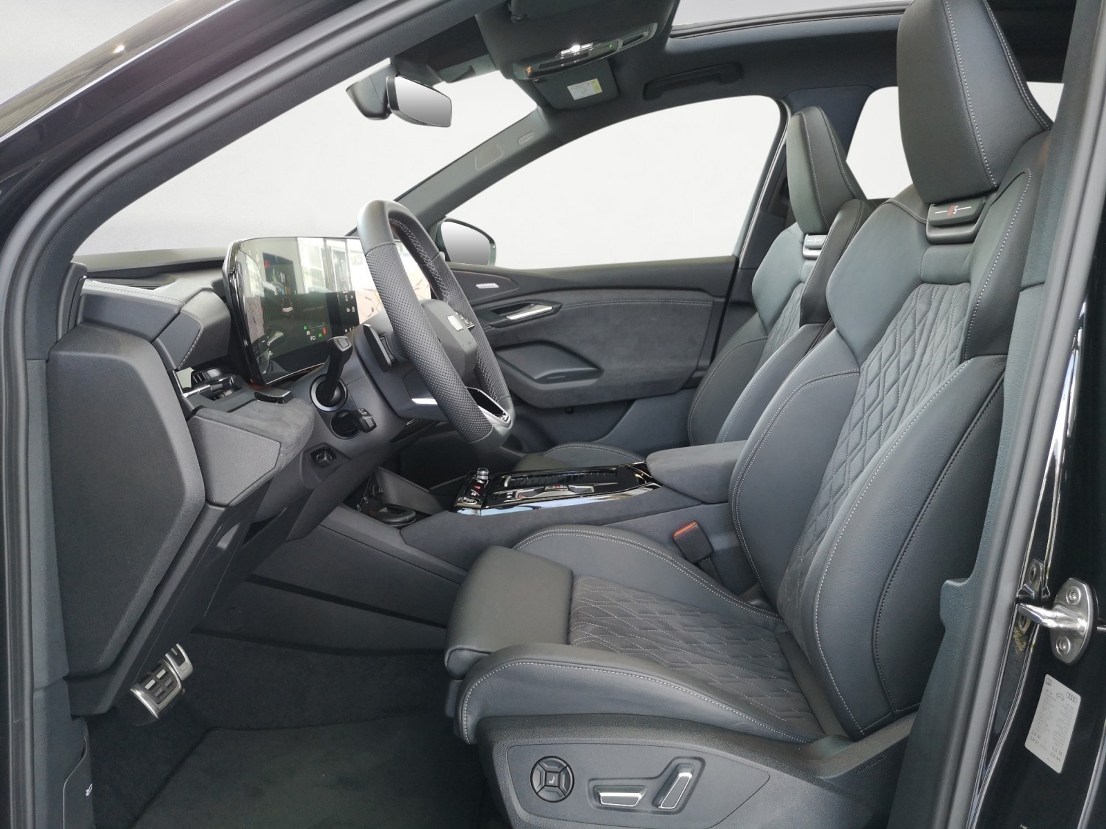 Audi - Q6 SUV e-tron quattro
