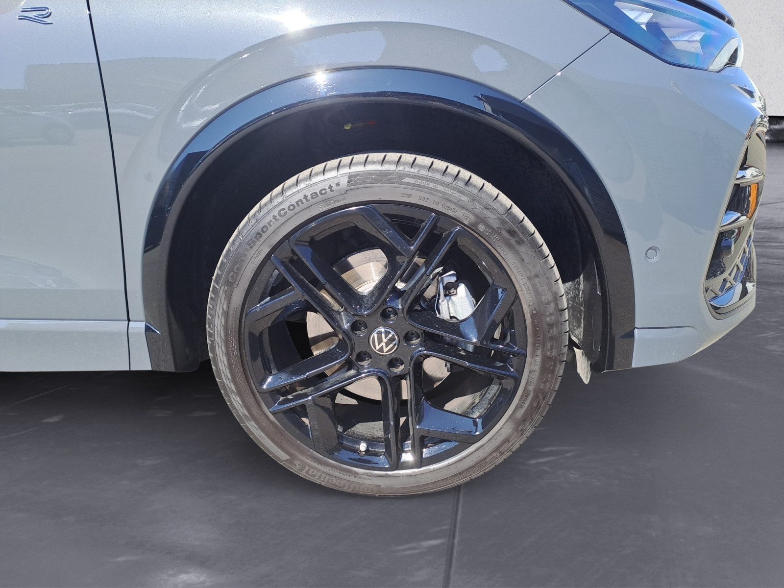 Volkswagen - Tiguan R-Line 2,0 TDI SCR 4M DSG