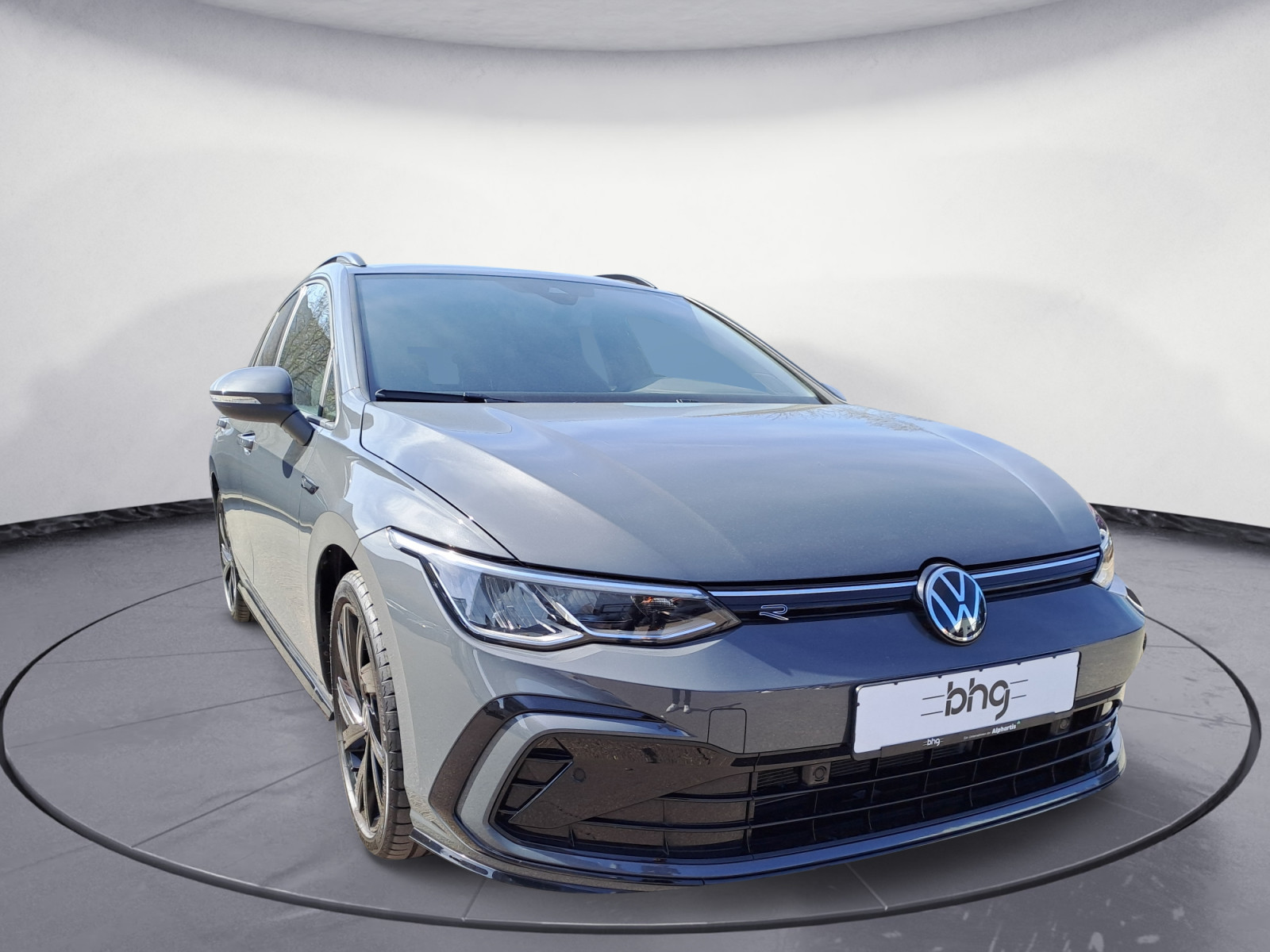 Volkswagen - Golf Variant 1.5 eTSI OPF DSG R-Line