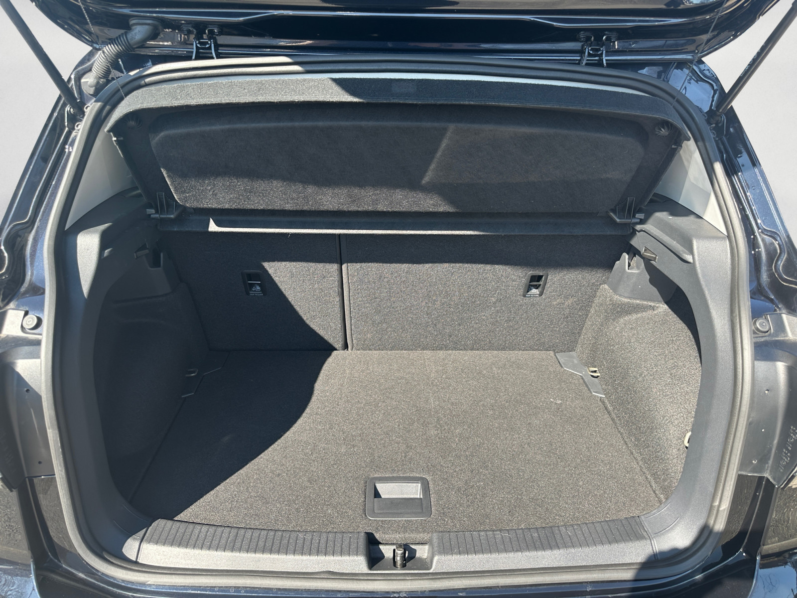 Volkswagen - T-Cross 1.0 TSI OPF DSG Style