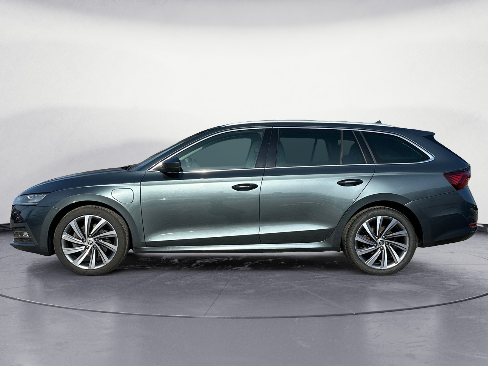 Skoda - Octavia Combi 1.4 TSI iV DSG Style