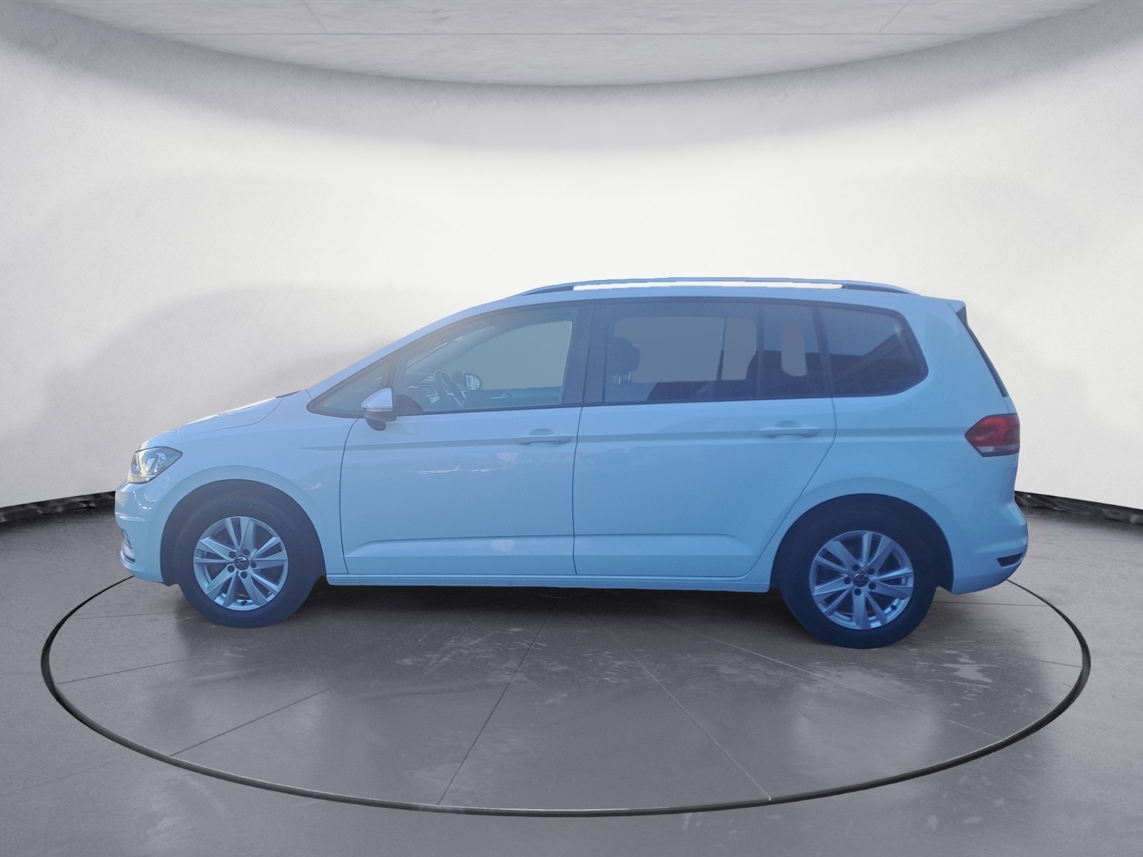 Volkswagen - Touran 1.5 TSI DSG Comfortline