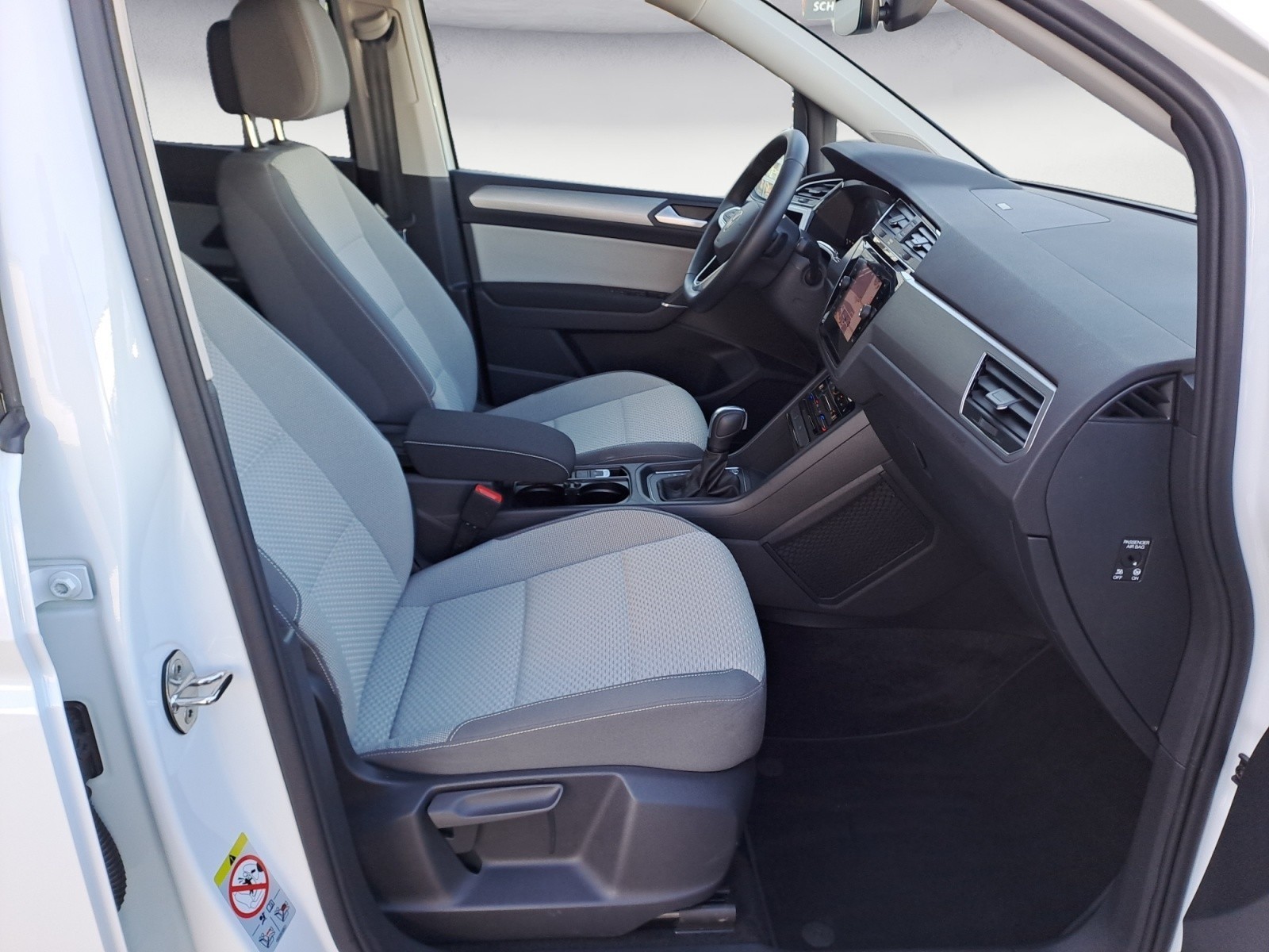 Volkswagen - Touran 1.5 TSI DSG Comfortline