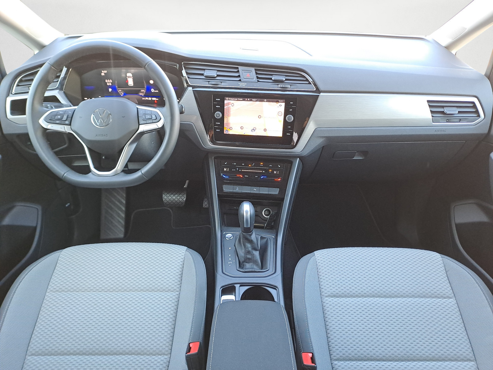 Volkswagen - Touran 1.5 TSI DSG Comfortline