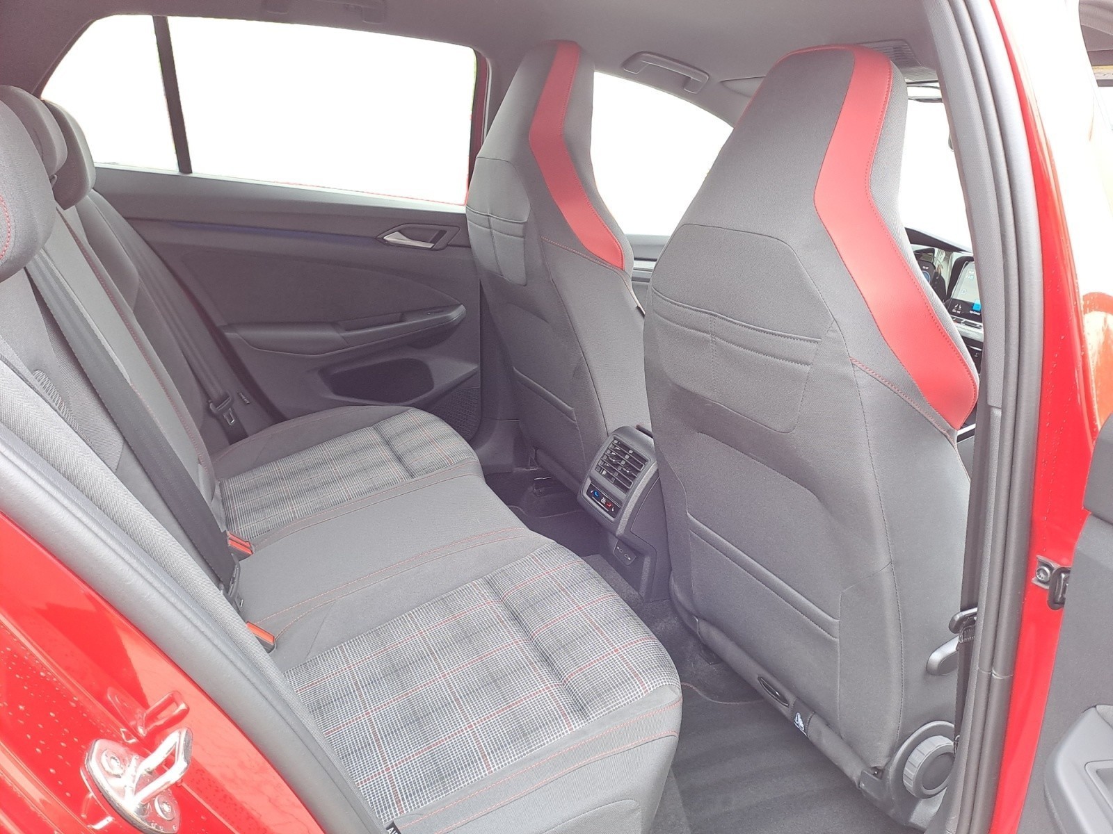 Volkswagen - Golf 2.0 TSI OPF DSG GTI