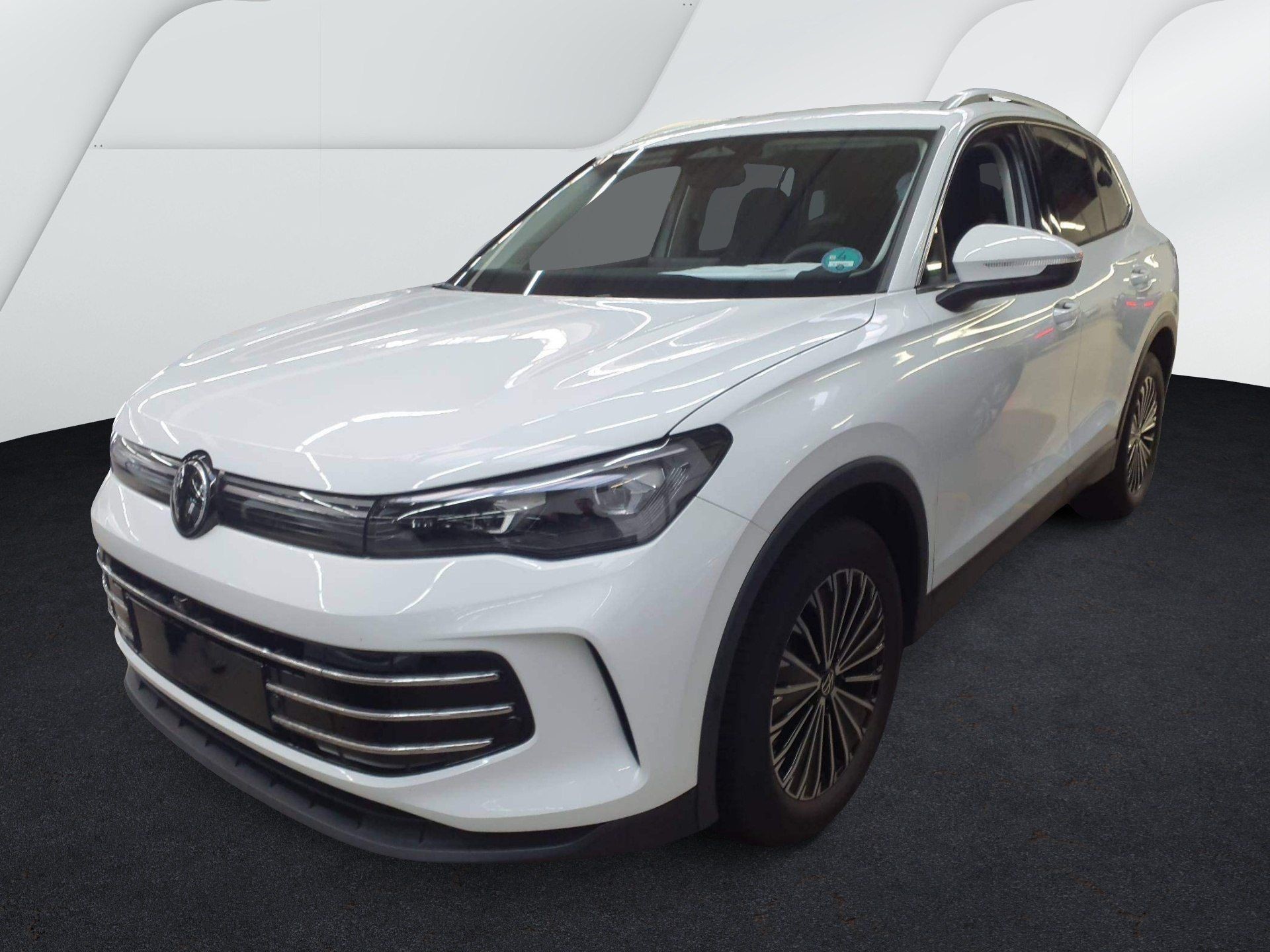 Volkswagen - Tiguan 2.0 TDI SCR DSG Elegance