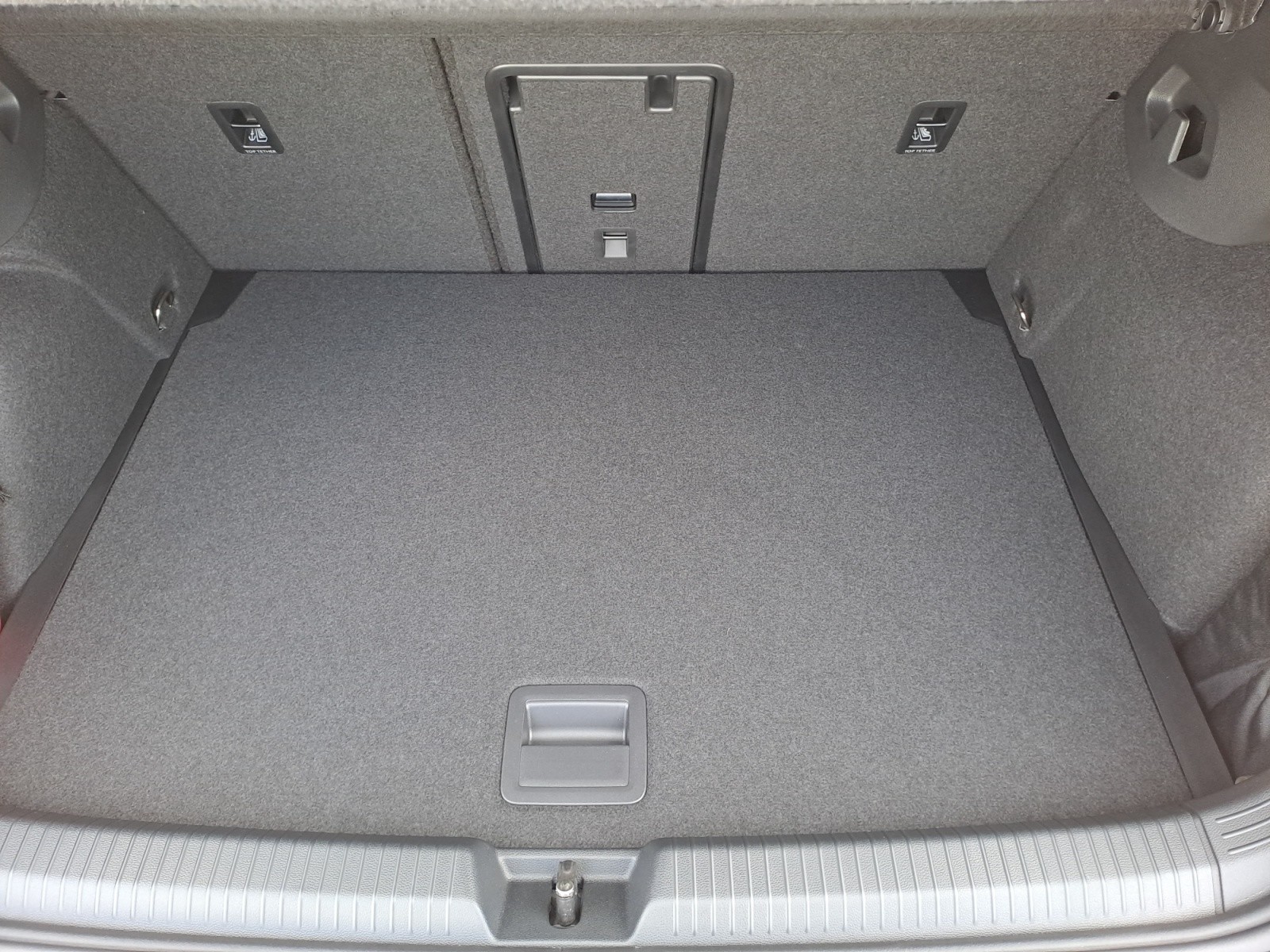 Volkswagen - Golf Life 1,5 l eTSI OPF   7-Gang-Doppelkupplungsgetriebe DSG