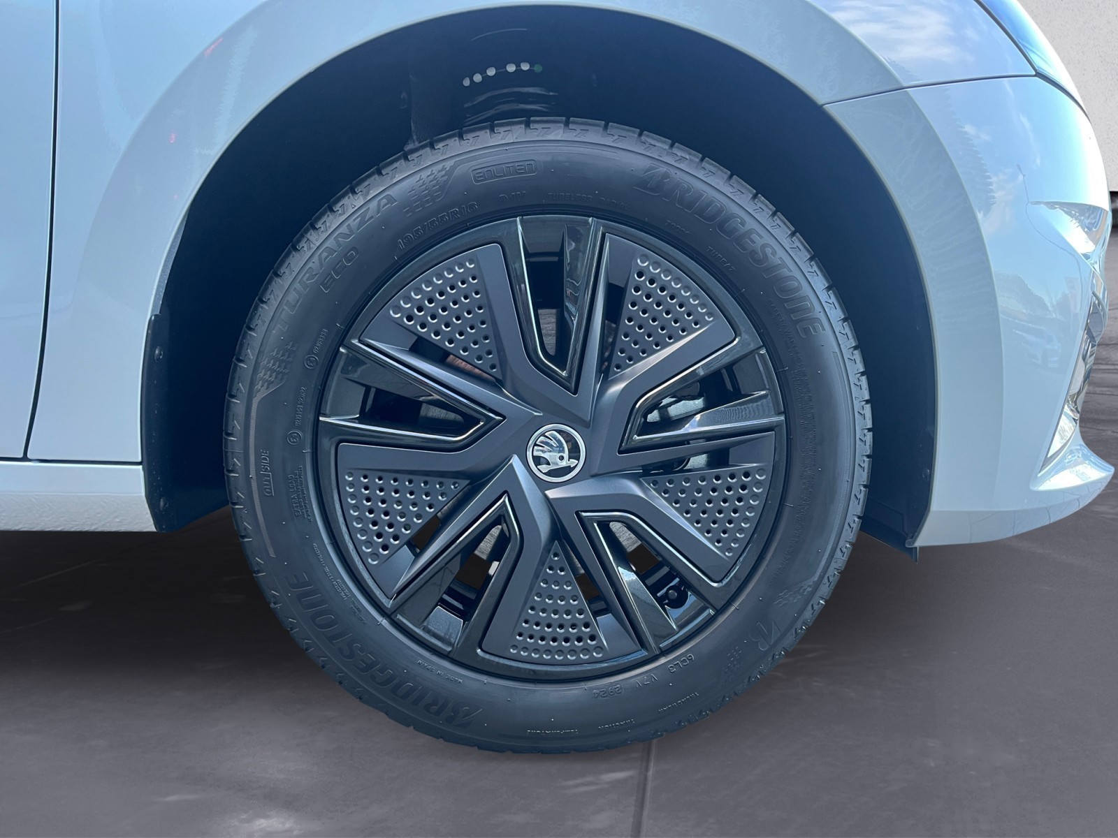 Skoda - Fabia Selection 1,0 TSI 7-Gang-DSG