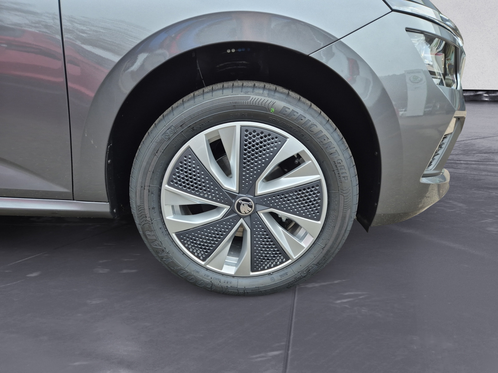 Skoda - Kamiq Drive 1,5 TSI 7-Gang-DSG