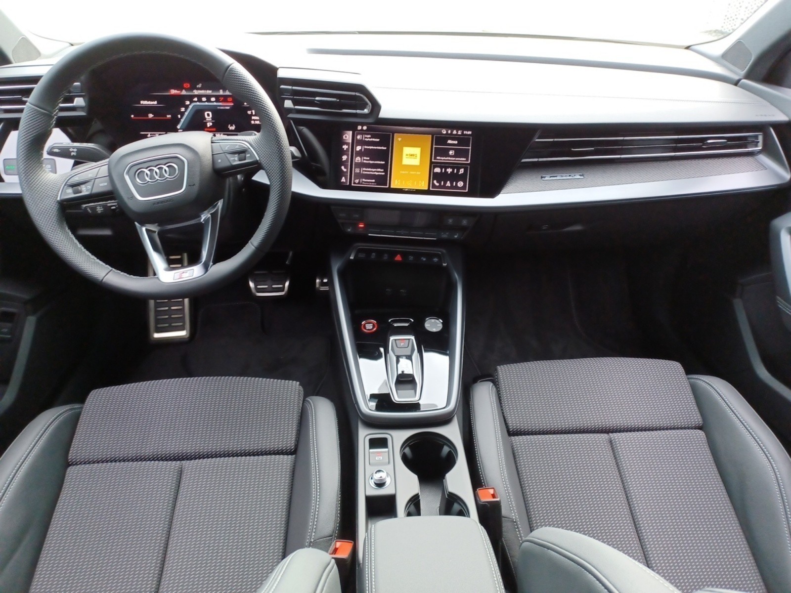 Audi - S3 Sportback TFSI 245(333) kW(PS) S