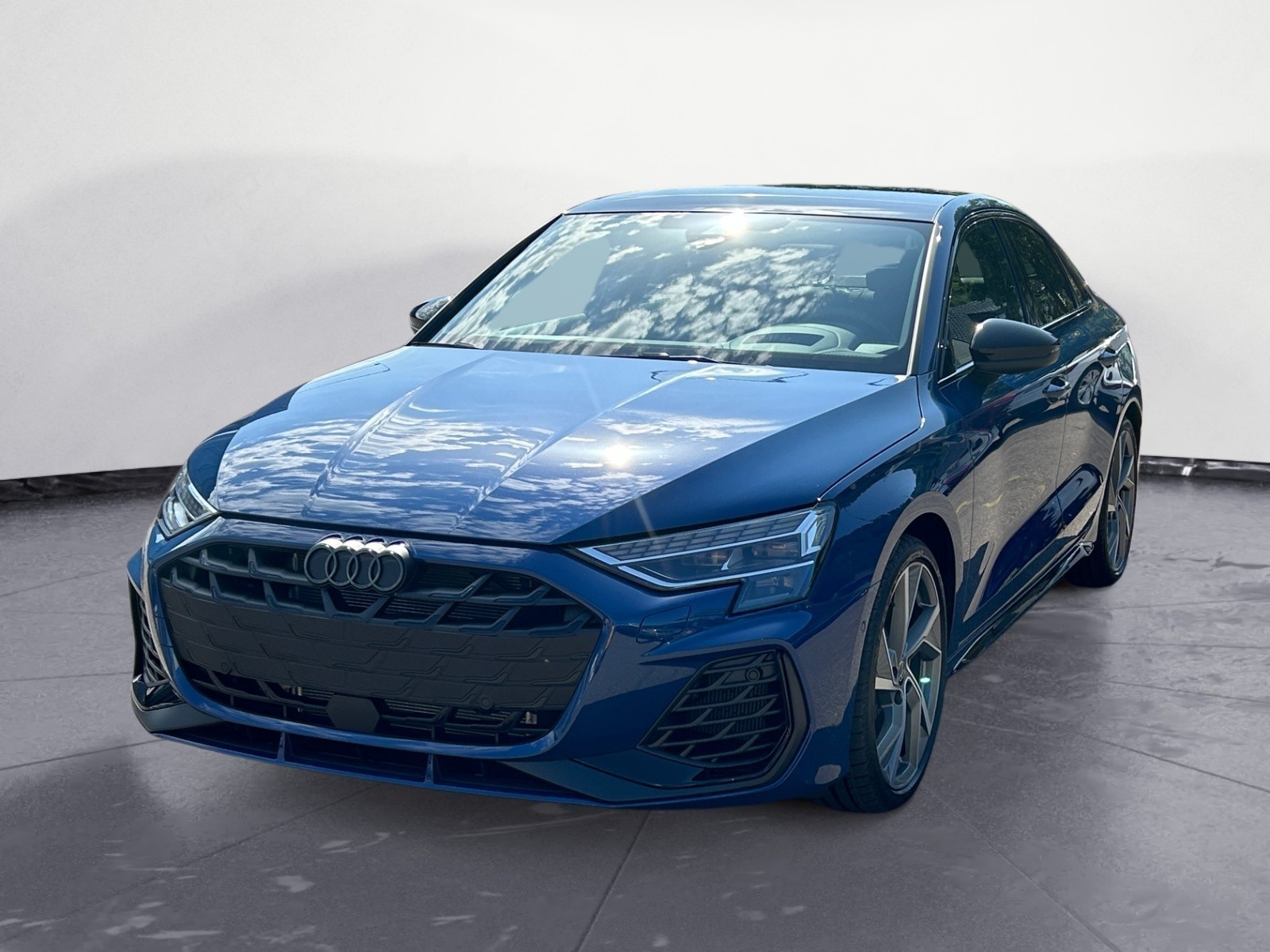 Audi - S3 Limousine TFSI 245(333) kW(PS) S