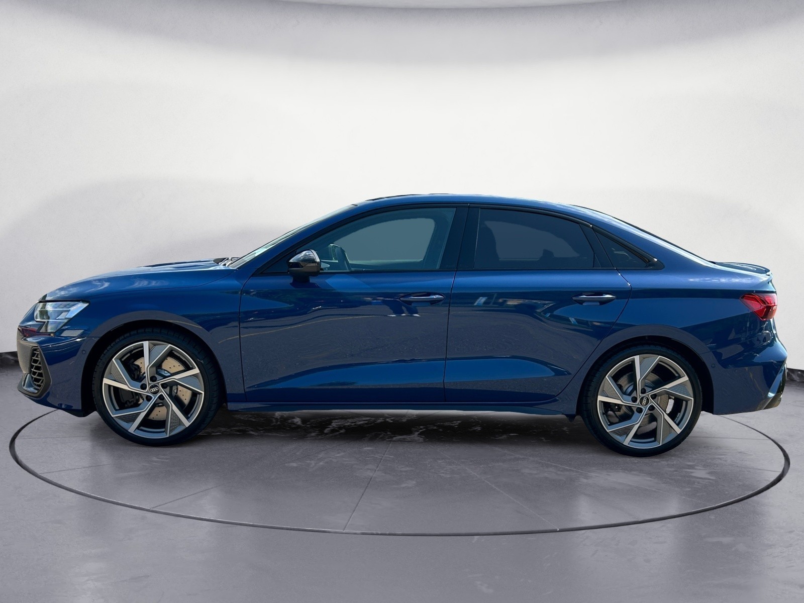 Audi - S3 Limousine TFSI 245(333) kW(PS) S